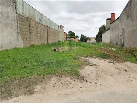 Terreno para Construção em Oliveirinha