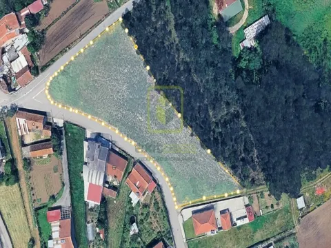 Venda Conjunta de 2 Terrenos