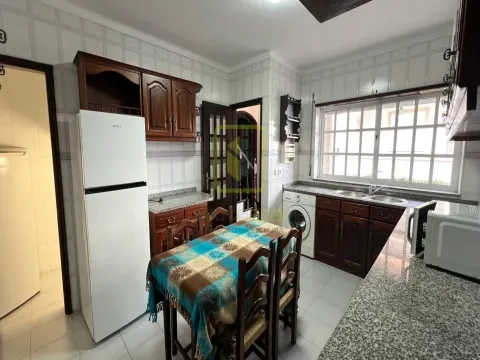 Moradia Equipada e Mobilada para Arrendamento