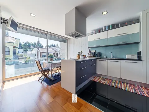 Moradia em Banda T3+1