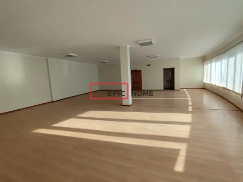 Escritório no Centro Empresarial da Gafanha