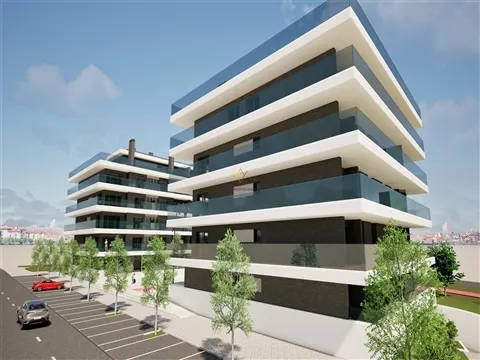 Luxe 3 chambres | 3 suites, box garage et balcon | Montijo