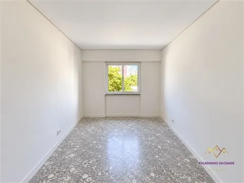 Appartement 3 chambres Amadora rénové Venteira