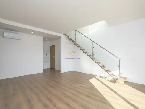 Colinas do Cruzeiro, le nouveau duplex T4 fantastique fait ses débuts