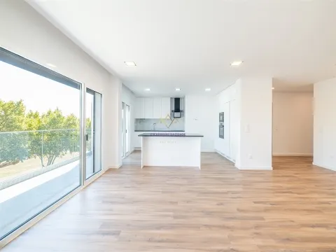 Spectaculaire appartement flambant neuf de 3 chambres, Montijo