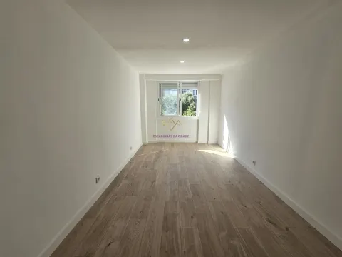 3 chambres à Odivelas entièrement rénovées