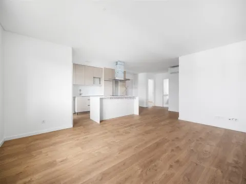 Viver com Qualidade Começa Aqui | T2 de 92 m² com Arrecadação
