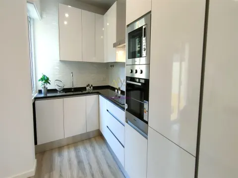 T3 Refurbished and Decorated in Benfica