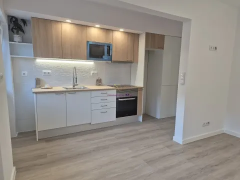 Apartamento remodelado em Queluz - oportunidade!