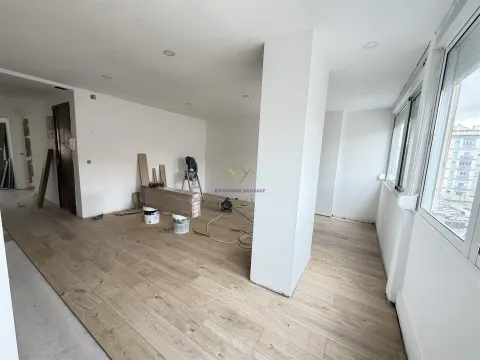 3 Bedroom Apartment in Alverca – Total Refurbishment in Progress