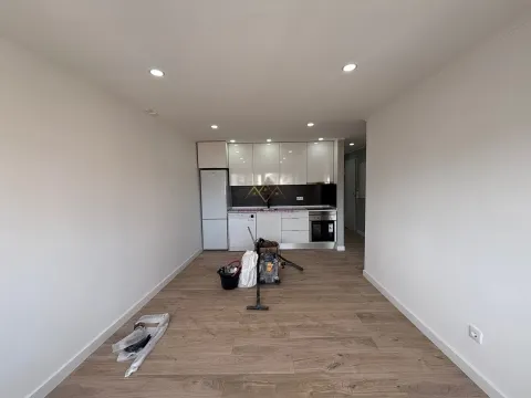 T2+1 Odivelas Remodelado