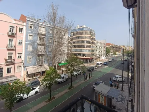 Apartamento T3 usado no centro Lisboa