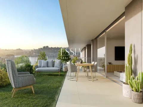 Apartamento de 4 dormitorios en O´rizon Living con balcón con vistas al río Duero