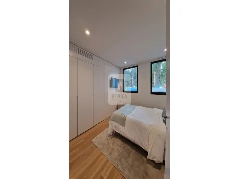 Studio Meublé et Équipé à Porto à Louer