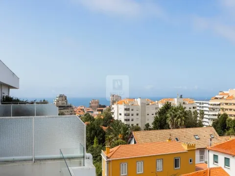 Apartamento T1 Mobilado com Terraço e Vista Mar na Foz
