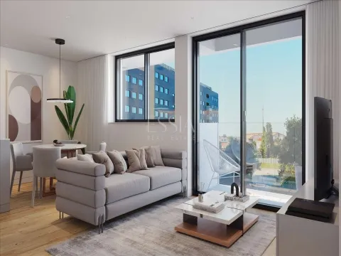 Three Bedroom Apartment in Leça da Palmeira, Astro Emanuelle Sul