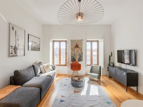 Apartamento de 1 dormitorio con vista al río en Alfândega, Oporto