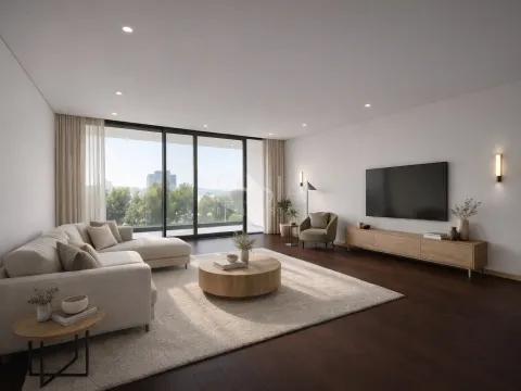 3 Bedroom Apartment with Balcony in Varandas do Foco