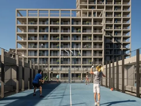 Studio Apartment with Balcony at Fernão Magalhães 127