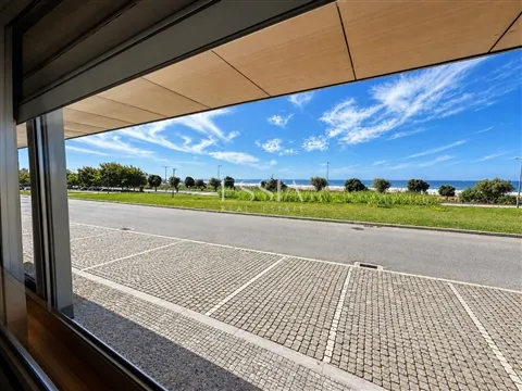 Apartamento T2 com vista mar em São Félix da Marinha