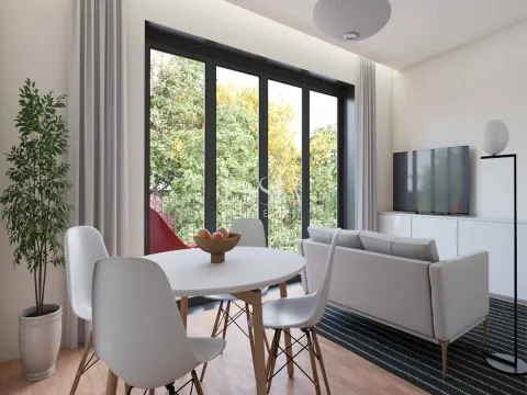 Apartamento T2 com Mezanino junto ao Estádio do Dragão