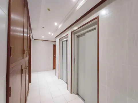 Apartamento T4, para arrendamento ao ano, no Alto do Forno!