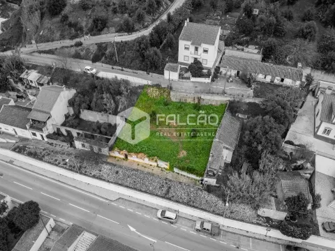 Detached house to restore T1