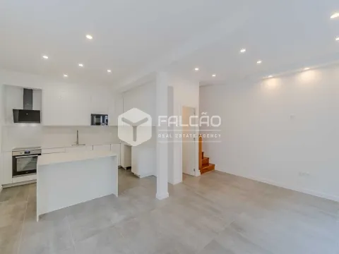 Maison dans village 3 Chambre(s)