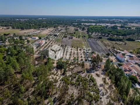 Moradia para Restaurar T6