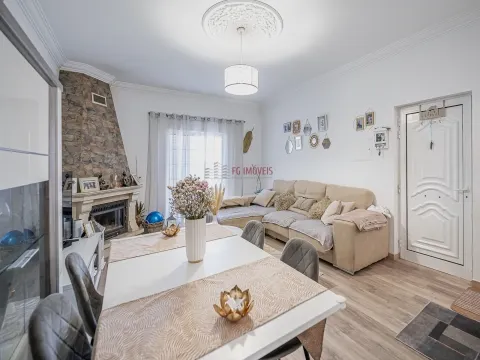 Moradia Geminada T3+1