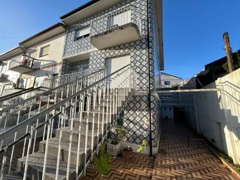 Vivienda Adosada 5 habitaciones