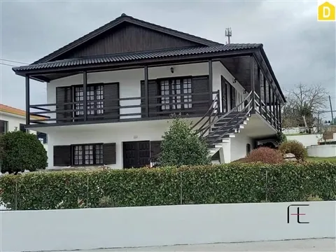 Chalet T5