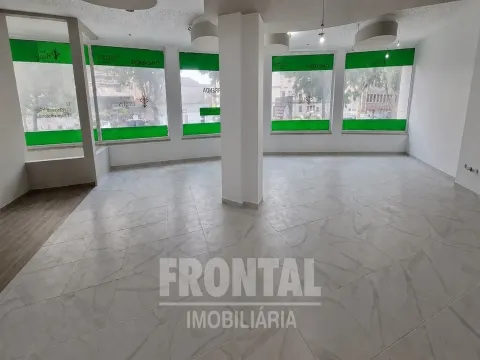 Loja Subcave Elevada para Arrendamento | São Mamede De Infesta, Matosinhos, Porto
