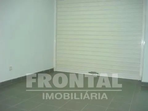 Shop with Approved Project for a 3-Bedroom Apartment | Nogueira da Maia, Maia, Porto