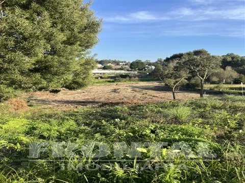 Terreno para Construção - 490 m2 | Vilar Do Paraíso, Vila Nova de Gaia