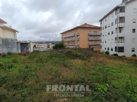 Terreno para Construção – 828 m² | Junto ao Metro Rio Tinto, Gondomar