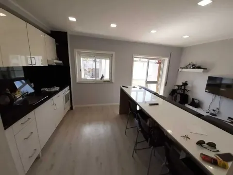 Apartamento T3 em Paranhos, Porto