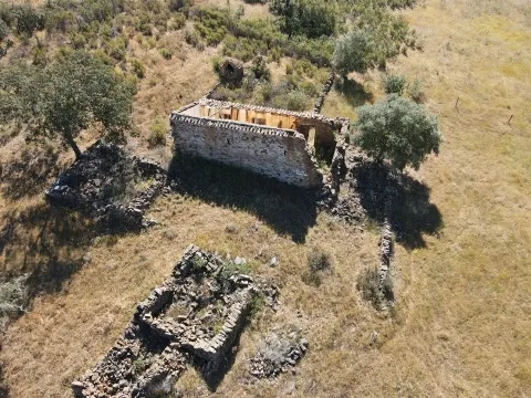 Maison à Restaurer 2 Chambre(s)