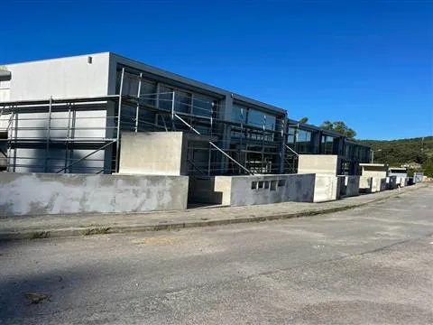 Viviendas Adosadas en barrio 3 habitaciones