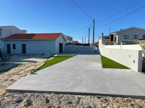 Moradia para reconstrução- Ovar