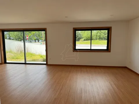 Moradia isolada Souto T4