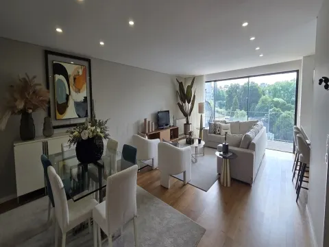 Apartamento T3 em Gaia Centro | Design Moderno & Suítes