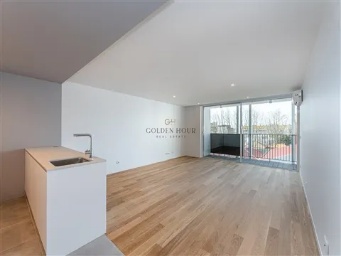 T3 Novo pronto a Habitar em Matosinhos Sul | Golden Hour Real Estate