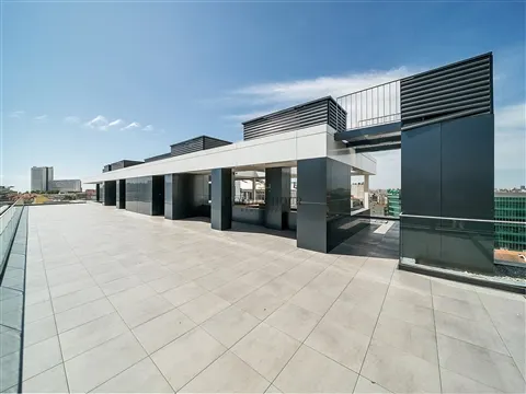 Luxe T4-penthouse in Vila Nova de Gaia | Golden Hour Real Estate