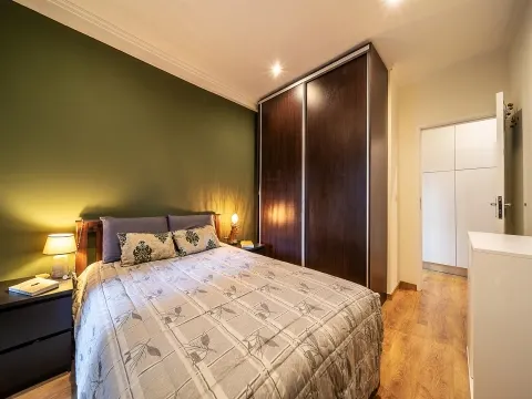 Exclusivo apartamento de un dormitorio con terraza en Oporto, totalmente equipado | Golden Hour 