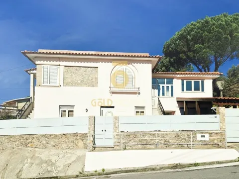 Casa Indipendente 4 Vani +1