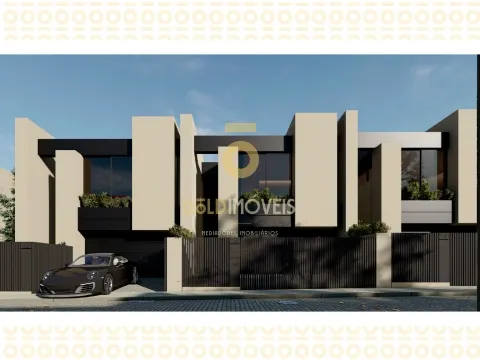 Casa a schiera 4 Vani