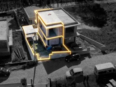 Doppelhaus 2+ 2/2 Schlafzimmer