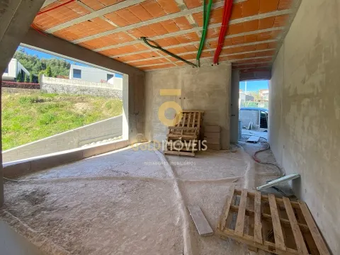 Moradia Geminada T2+2