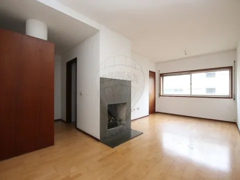 Apartamento T1 para arrendamento